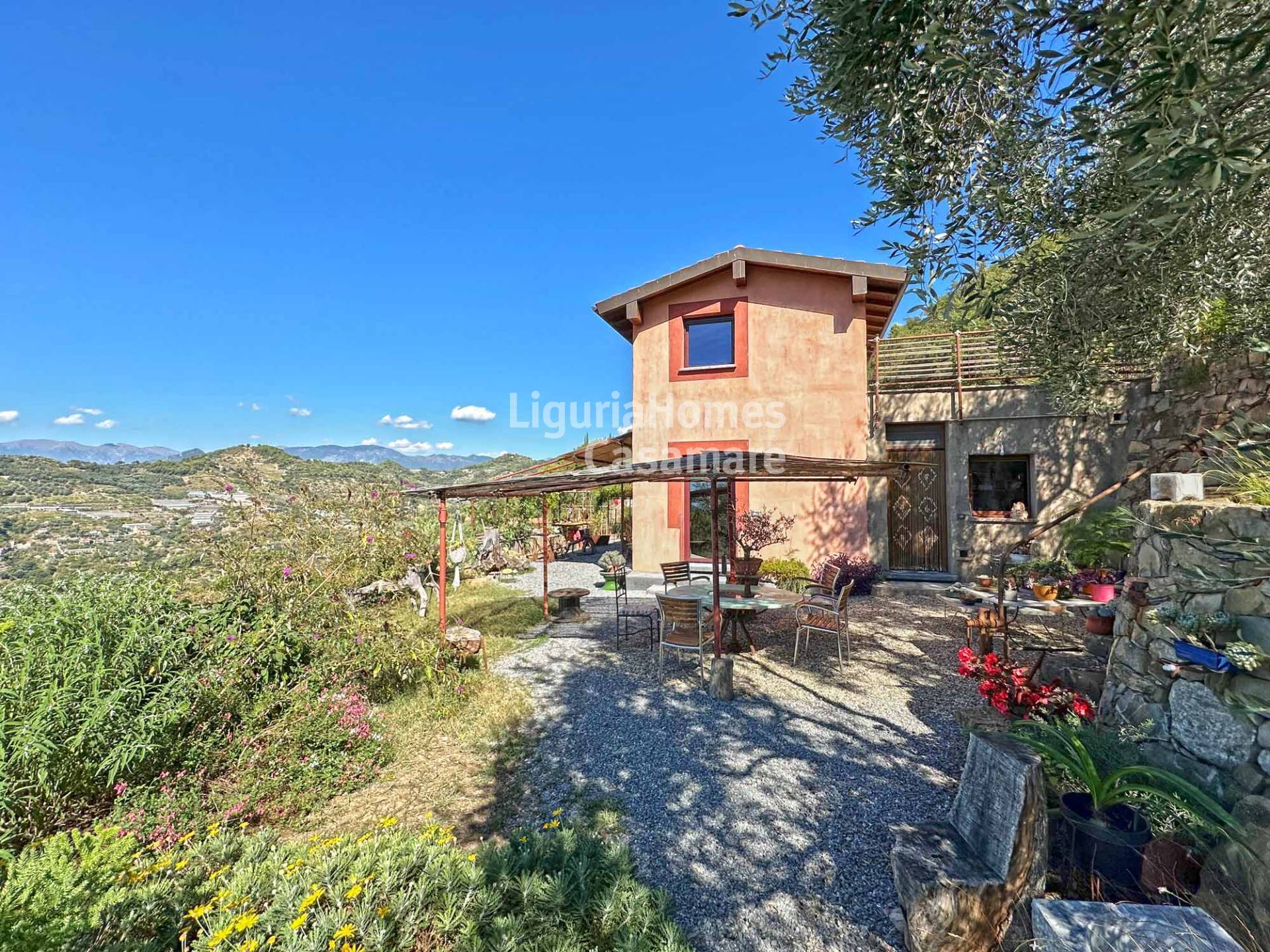 Villa in vendita a Vallebona