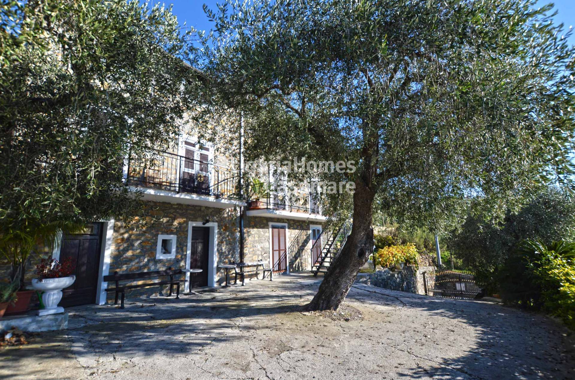 Villa in vendita a Bordighera