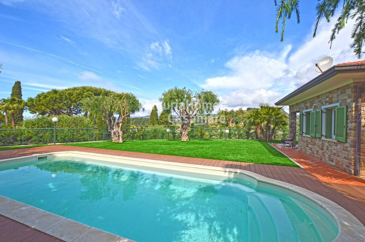 Villa in vendita a Bordighera