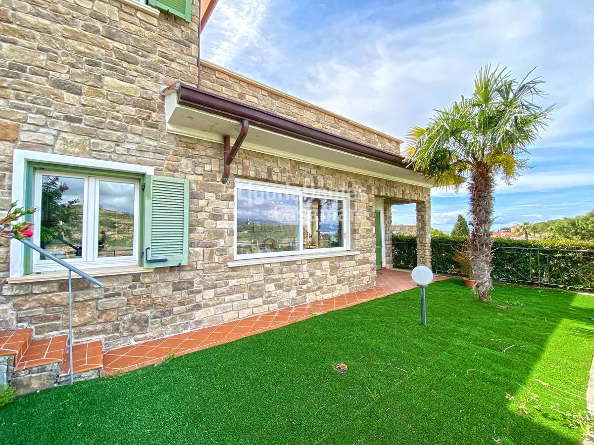 Villa in vendita a Bordighera