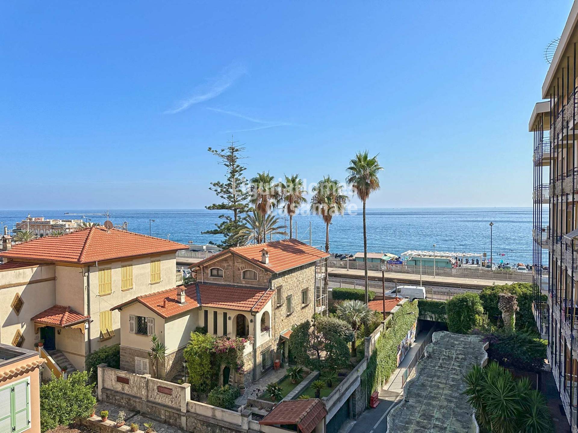 Appartamento in vendita a Bordighera