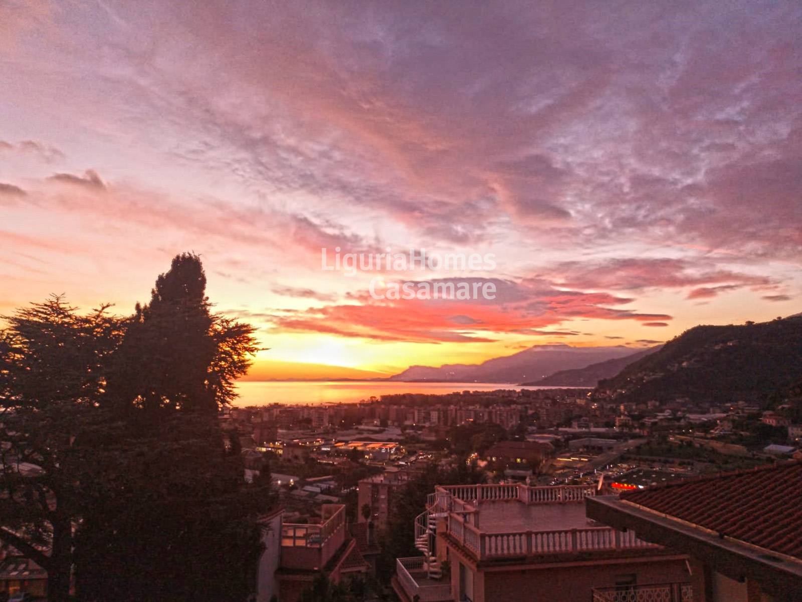 Villa in vendita a Vallecrosia