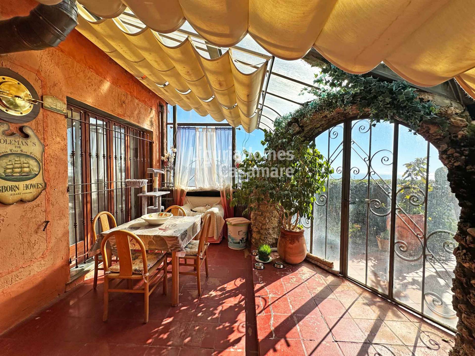 Villa in vendita a Bordighera