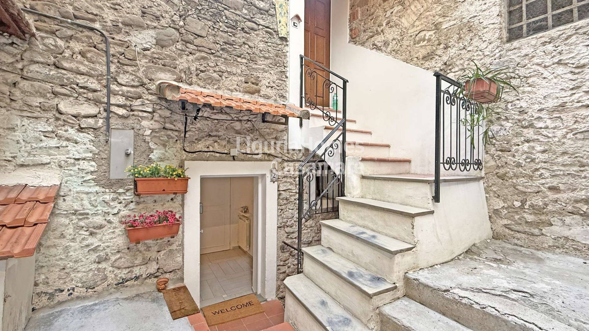 Appartamento in vendita a Dolceacqua