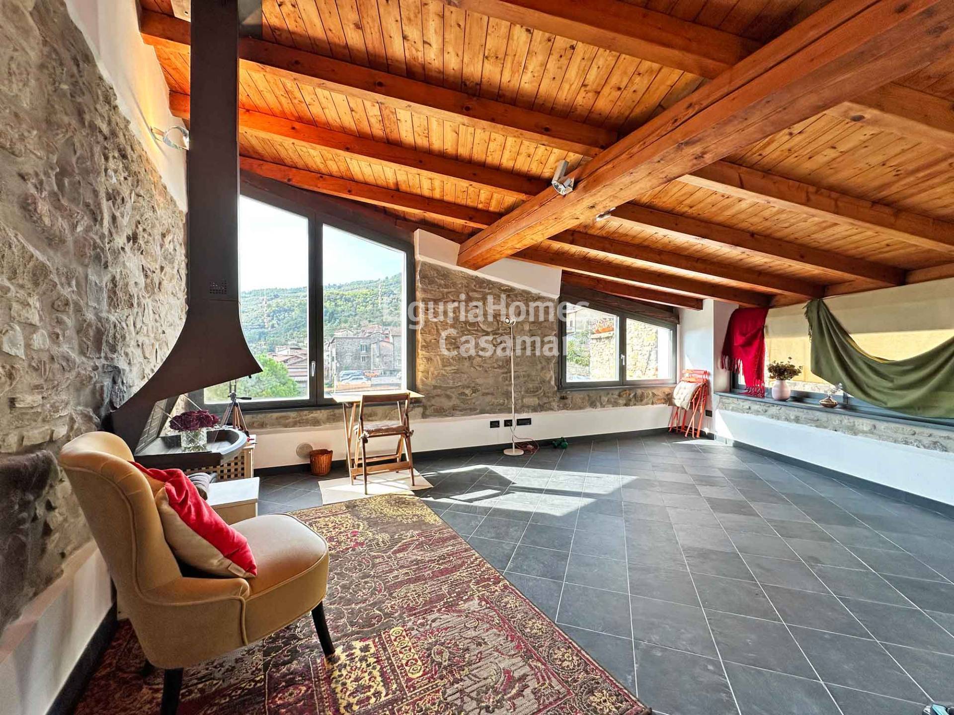 Casa di paese in vendita a Dolceacqua