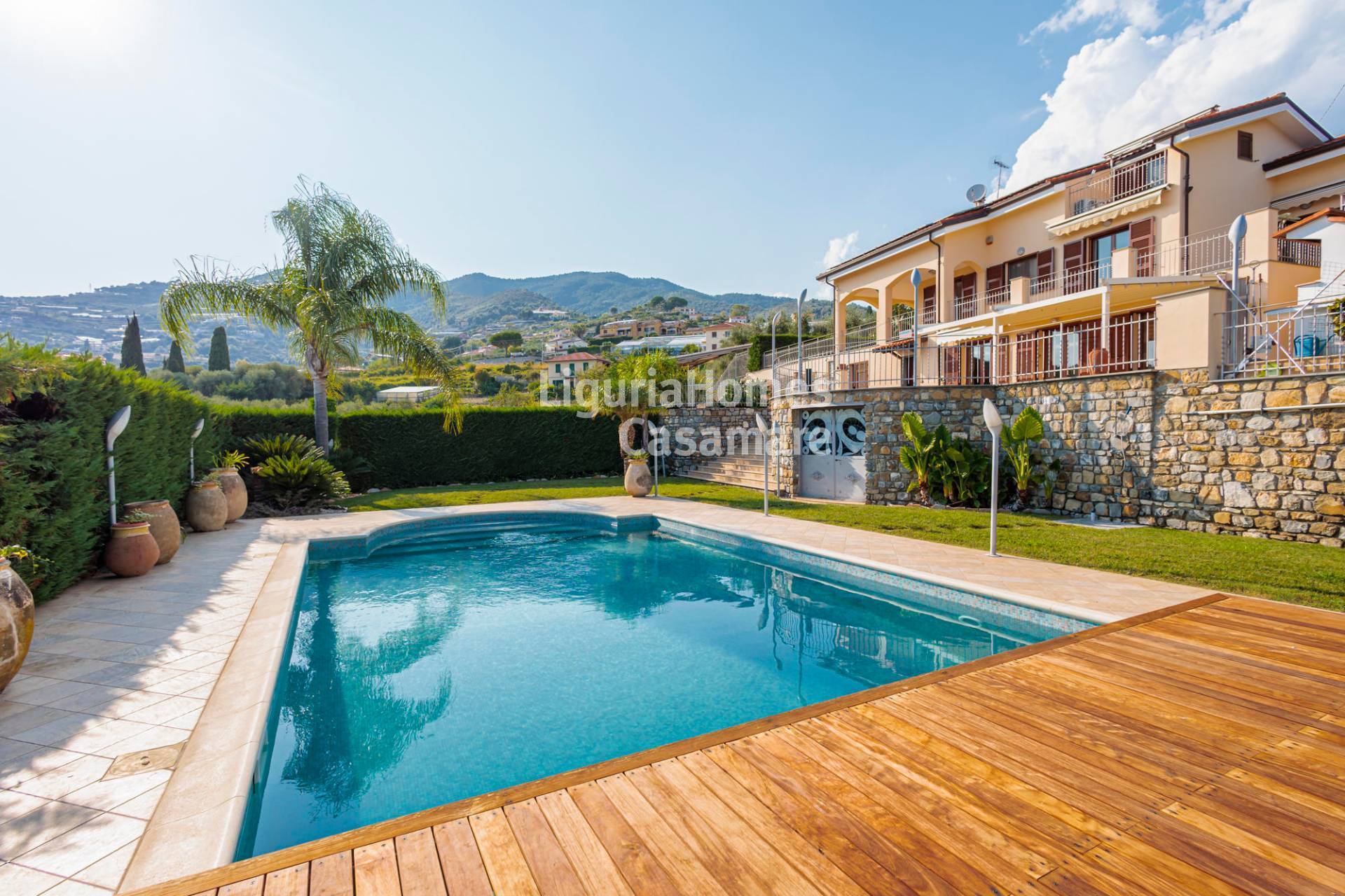 Villa in vendita a Sanremo