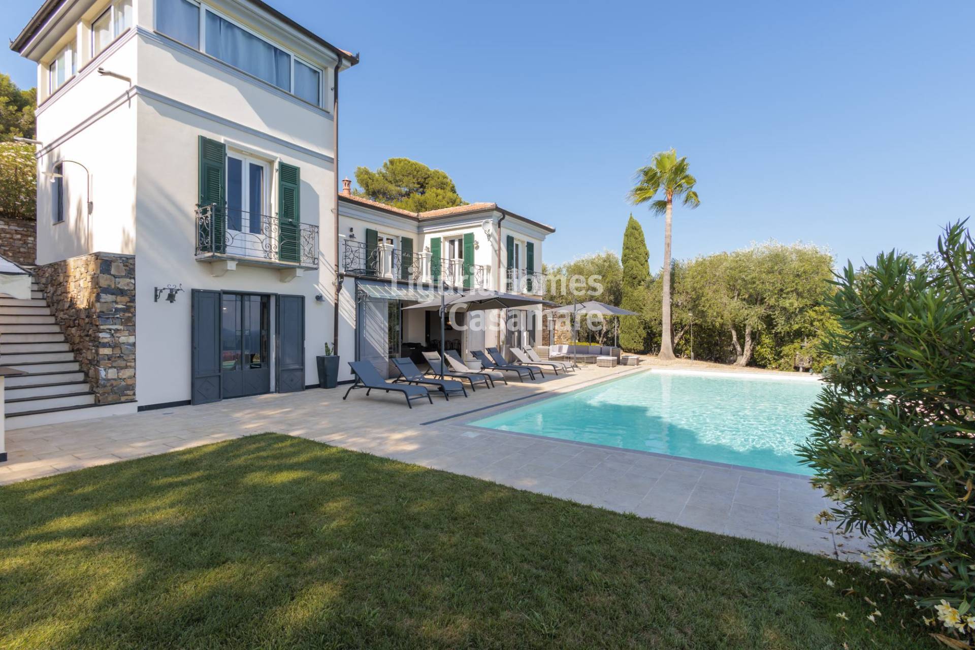 Villa in vendita a Diano Castello