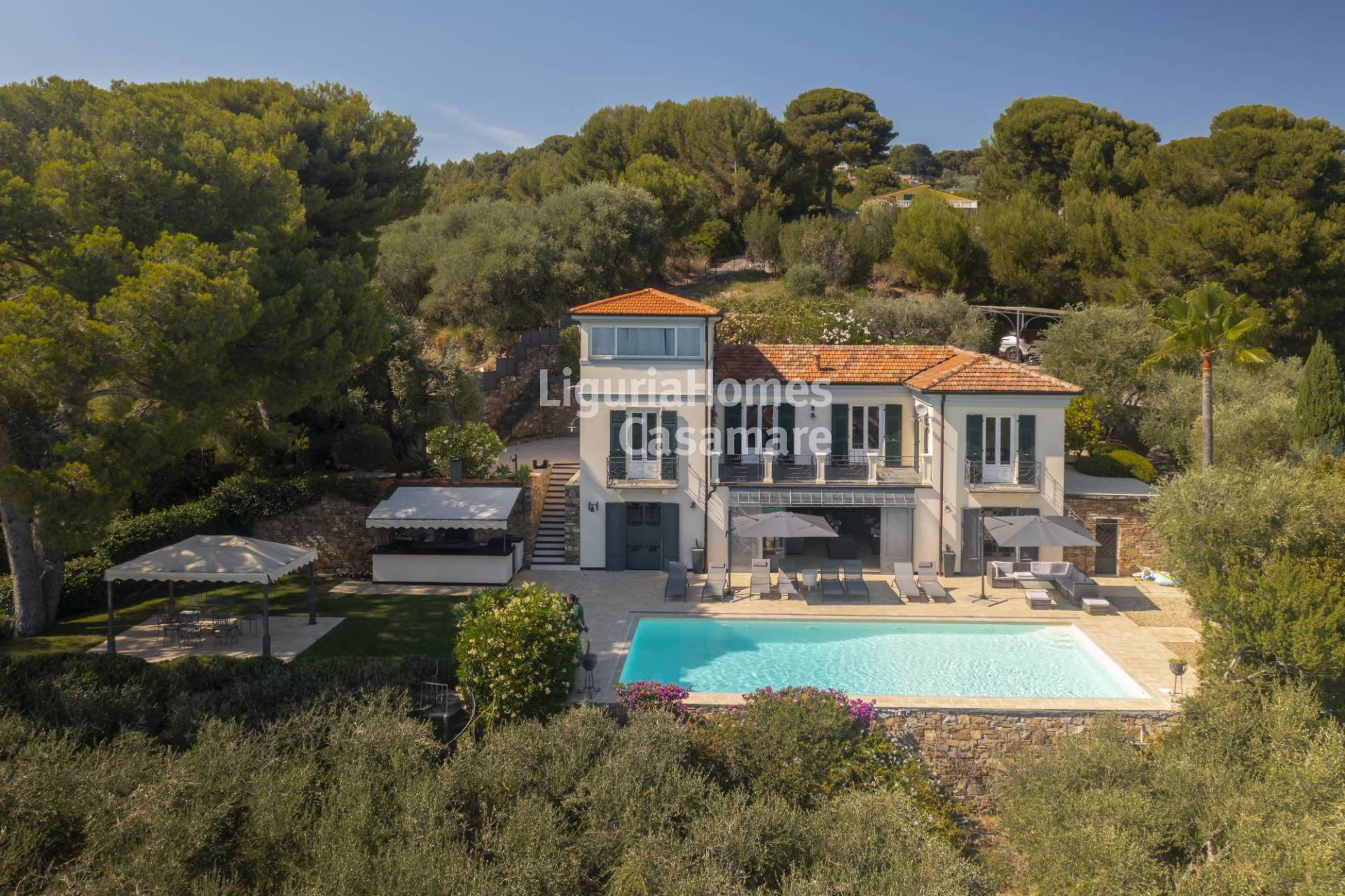 Villa in vendita a Diano Castello