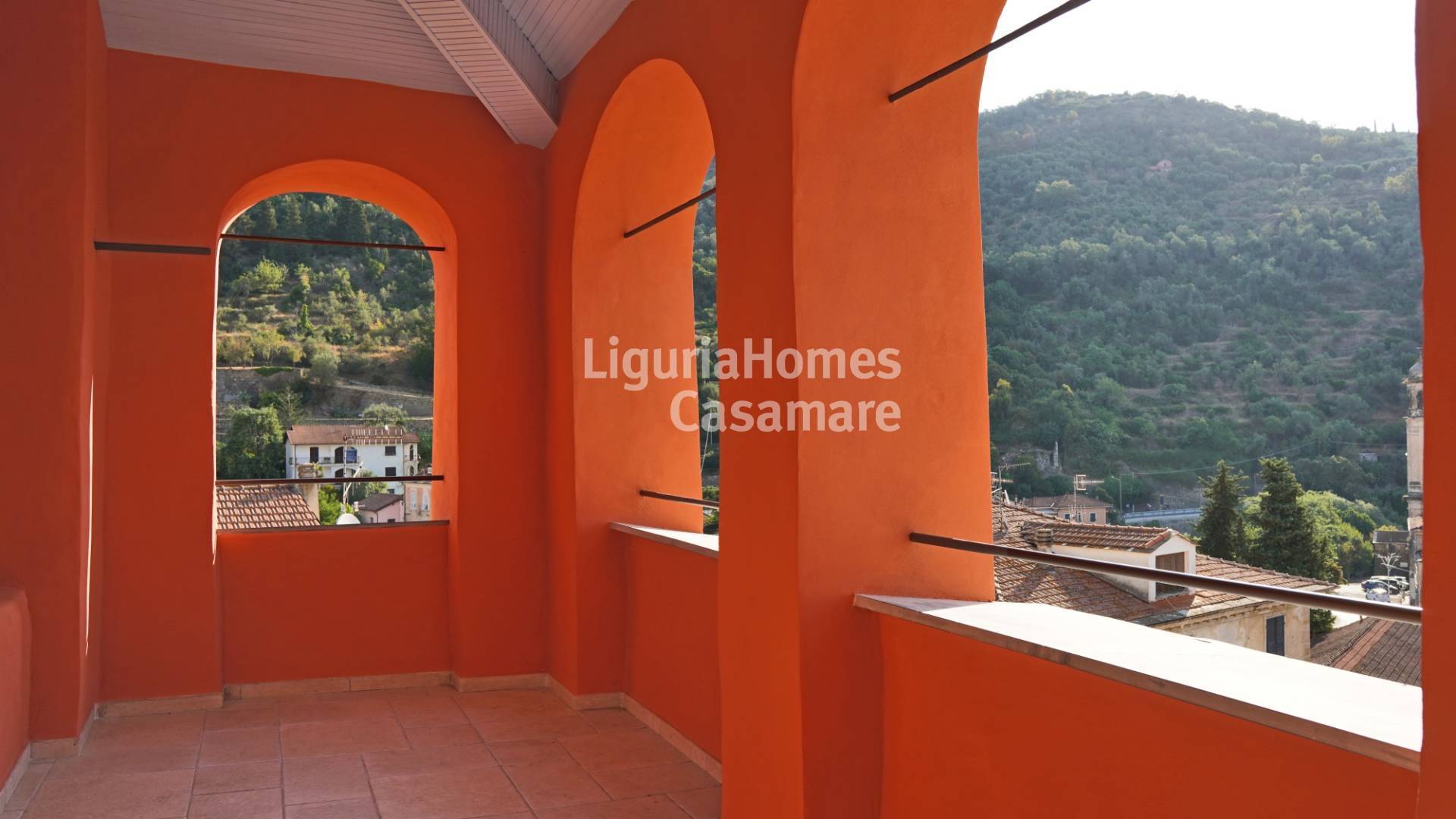 Appartamento in vendita a Dolcedo