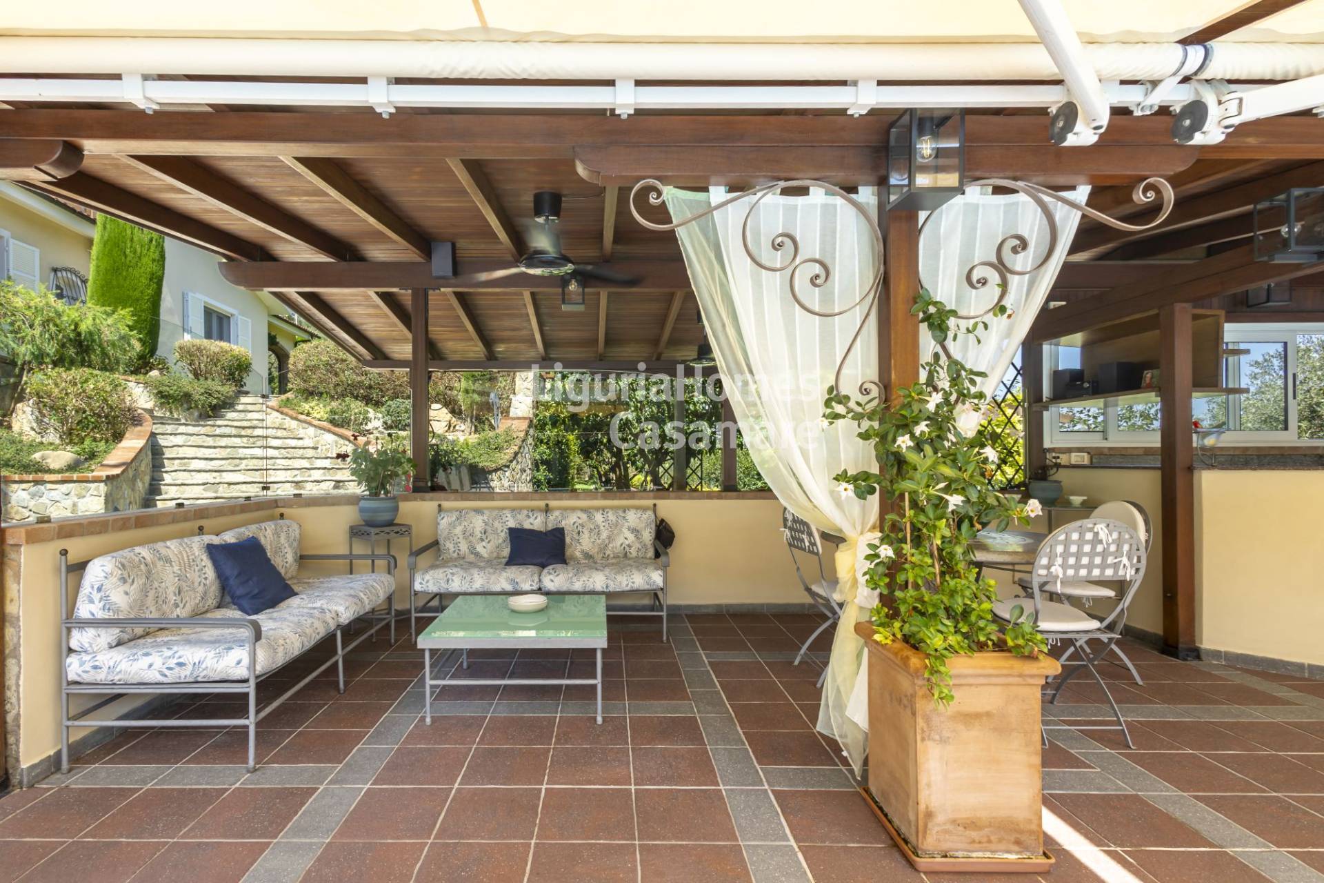 Villa in vendita a Imperia