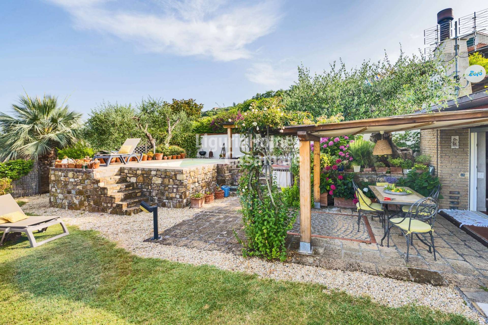 Villa in vendita a Imperia