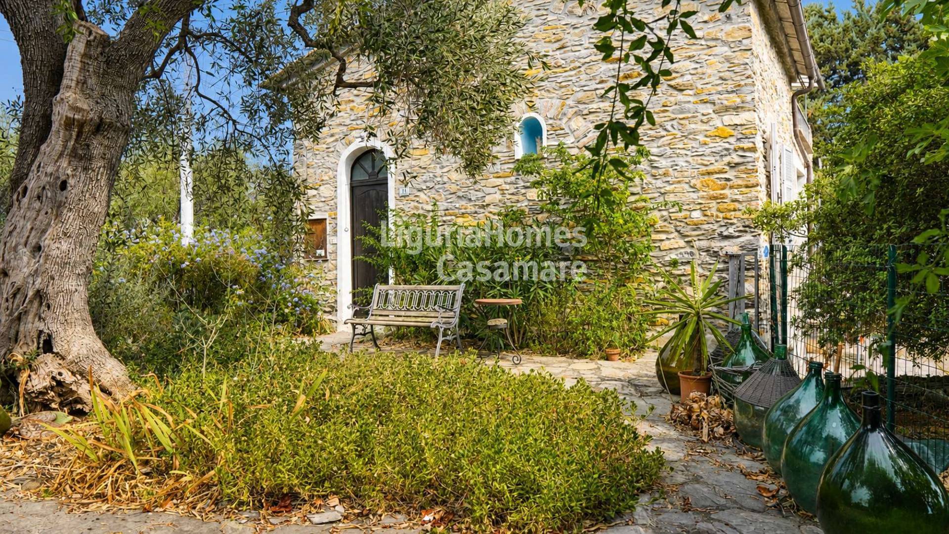 Villa in vendita a Dolcedo