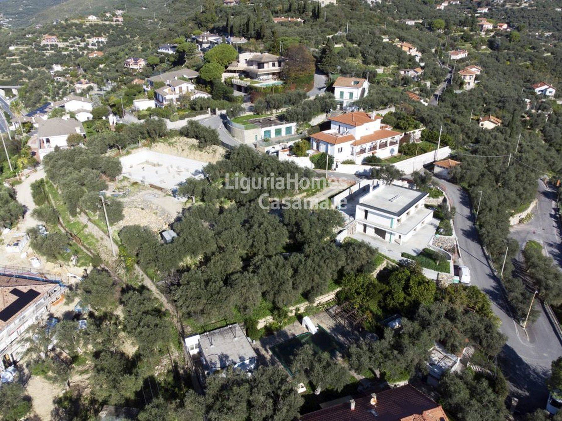 Terreno in vendita a Imperia