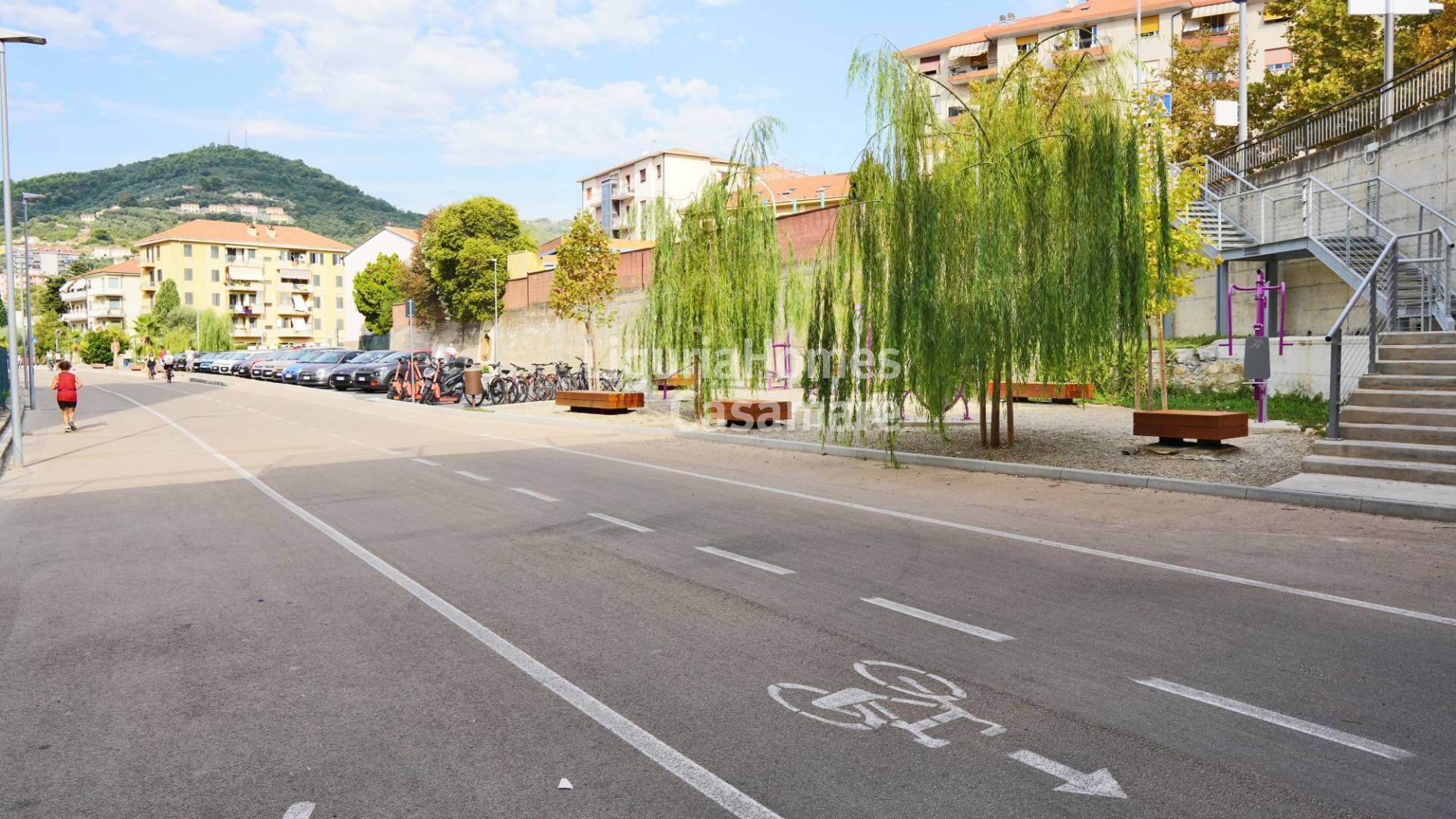Appartamento in vendita a Imperia