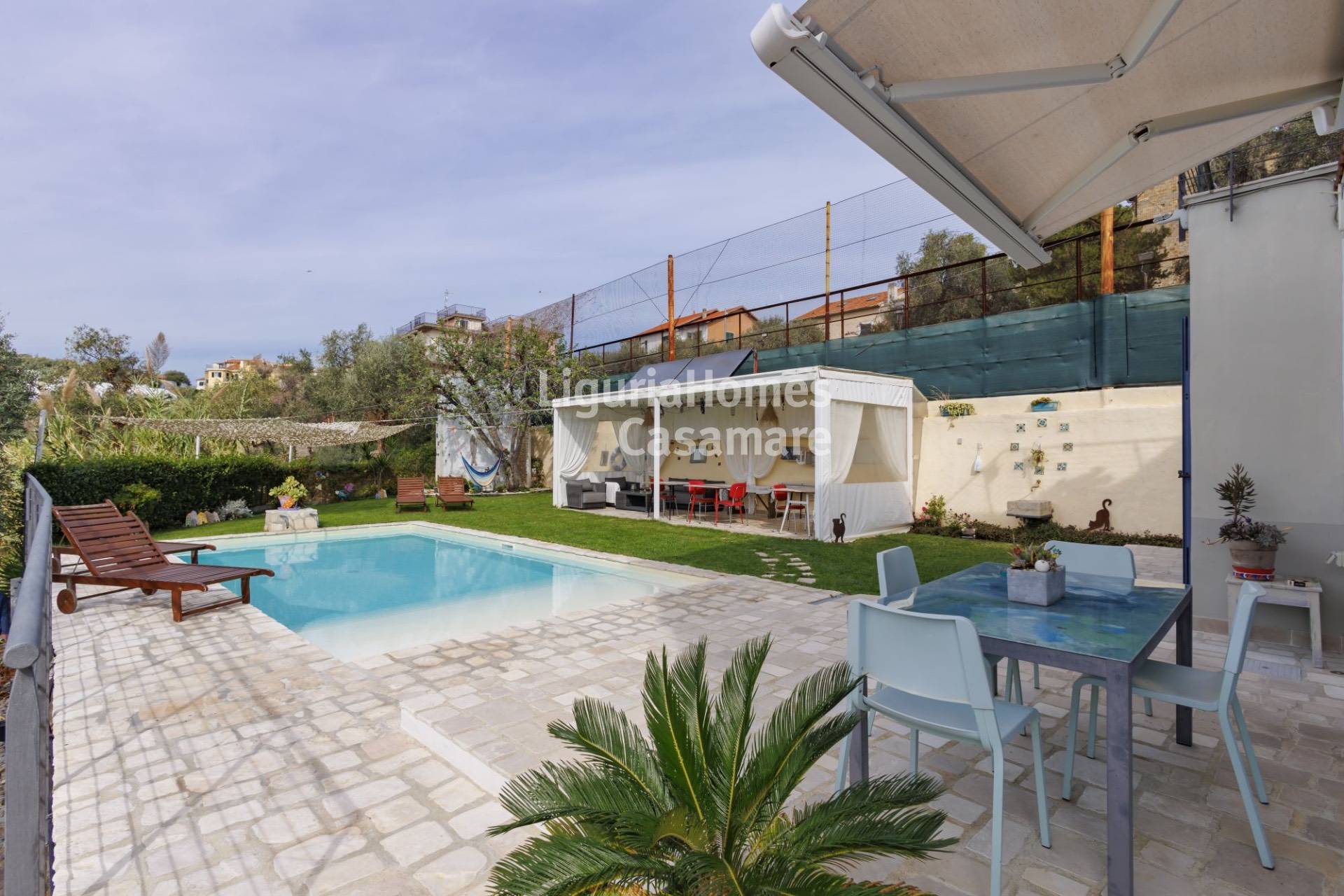 Villa in vendita a Imperia
