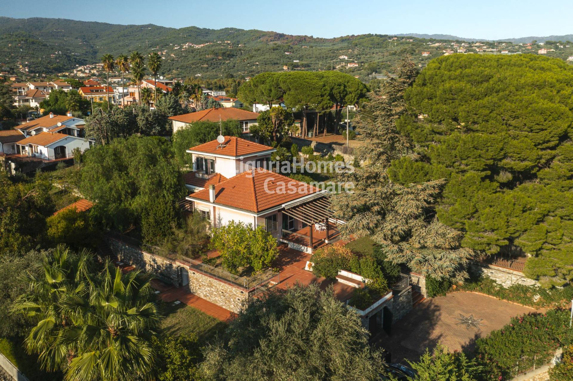 Villa in vendita a Diano Castello