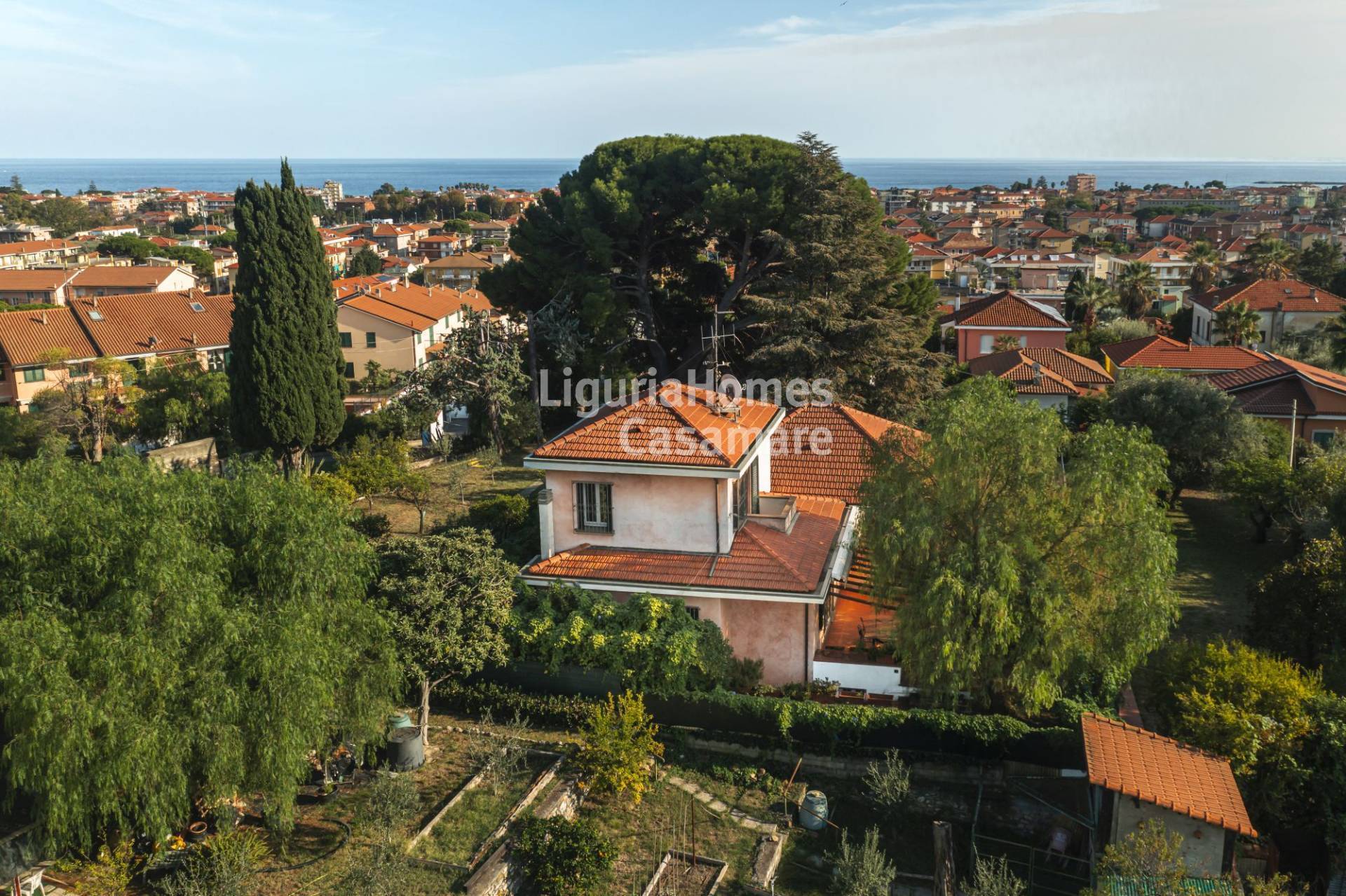 Villa in vendita a Diano Castello