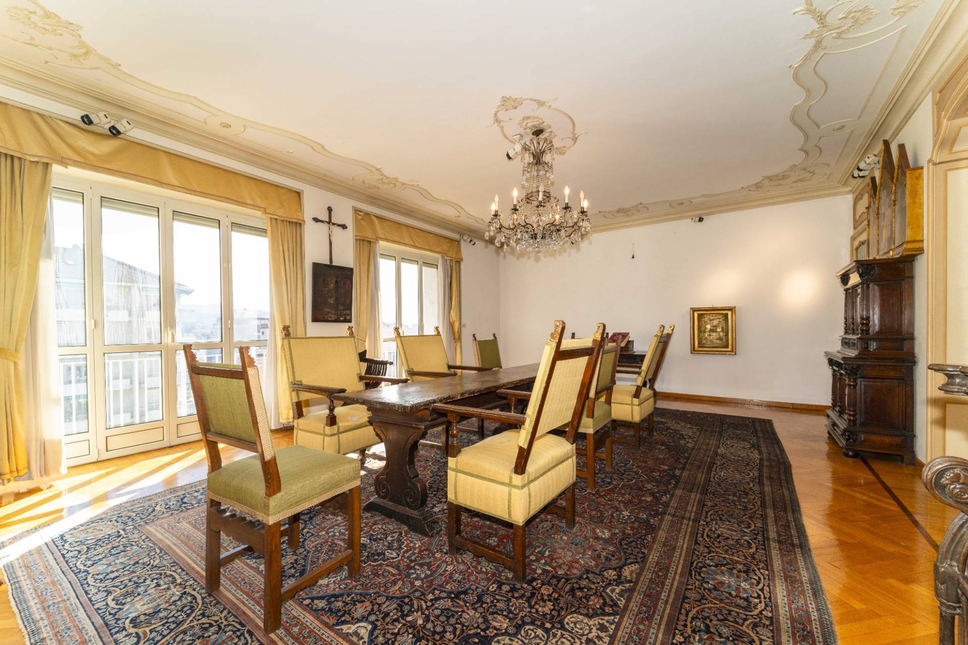 4 o pi locali in vendita a Torino, Crocetta