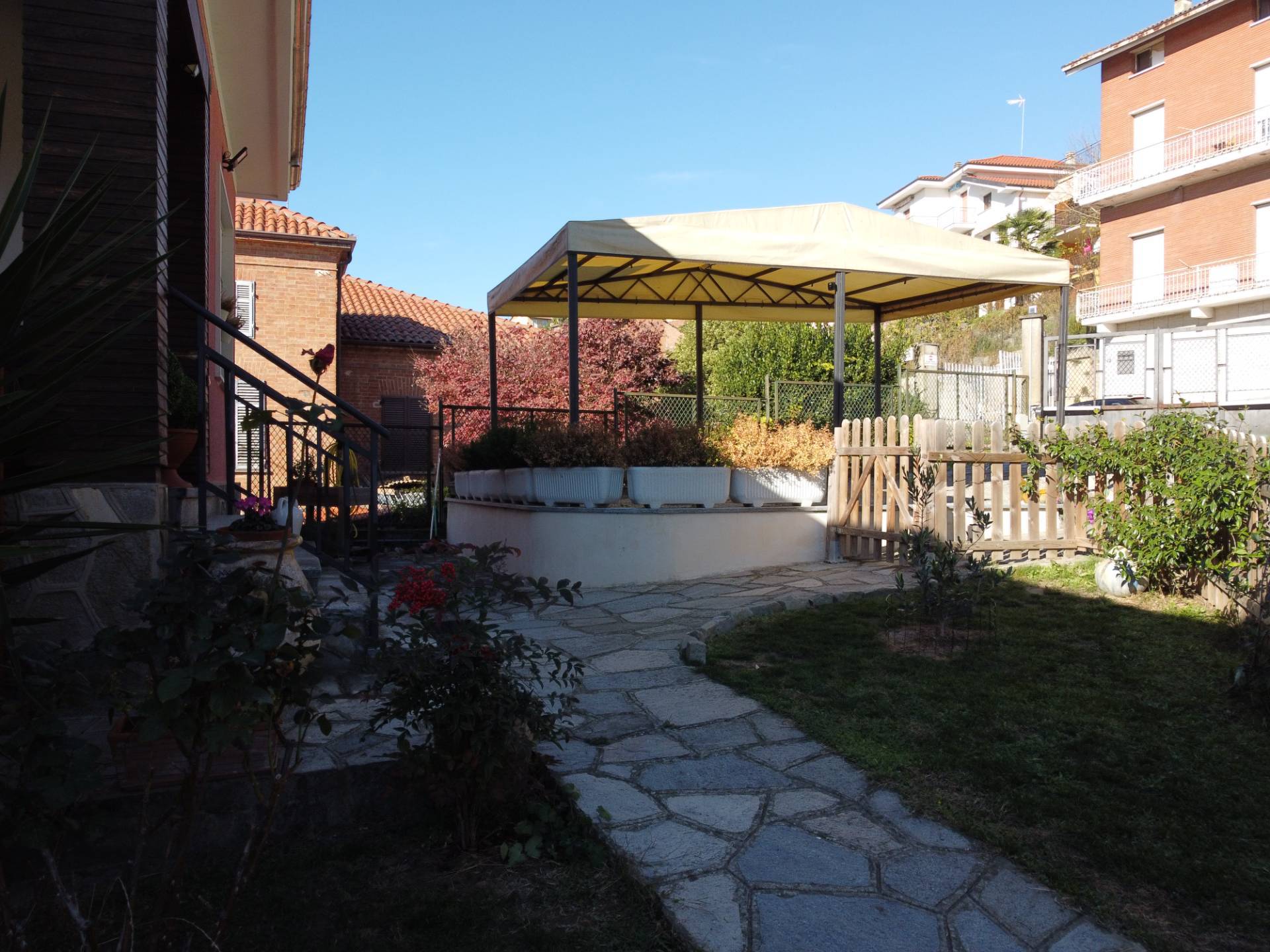 Casa indipendente in vendita a Montechiaro d'Asti