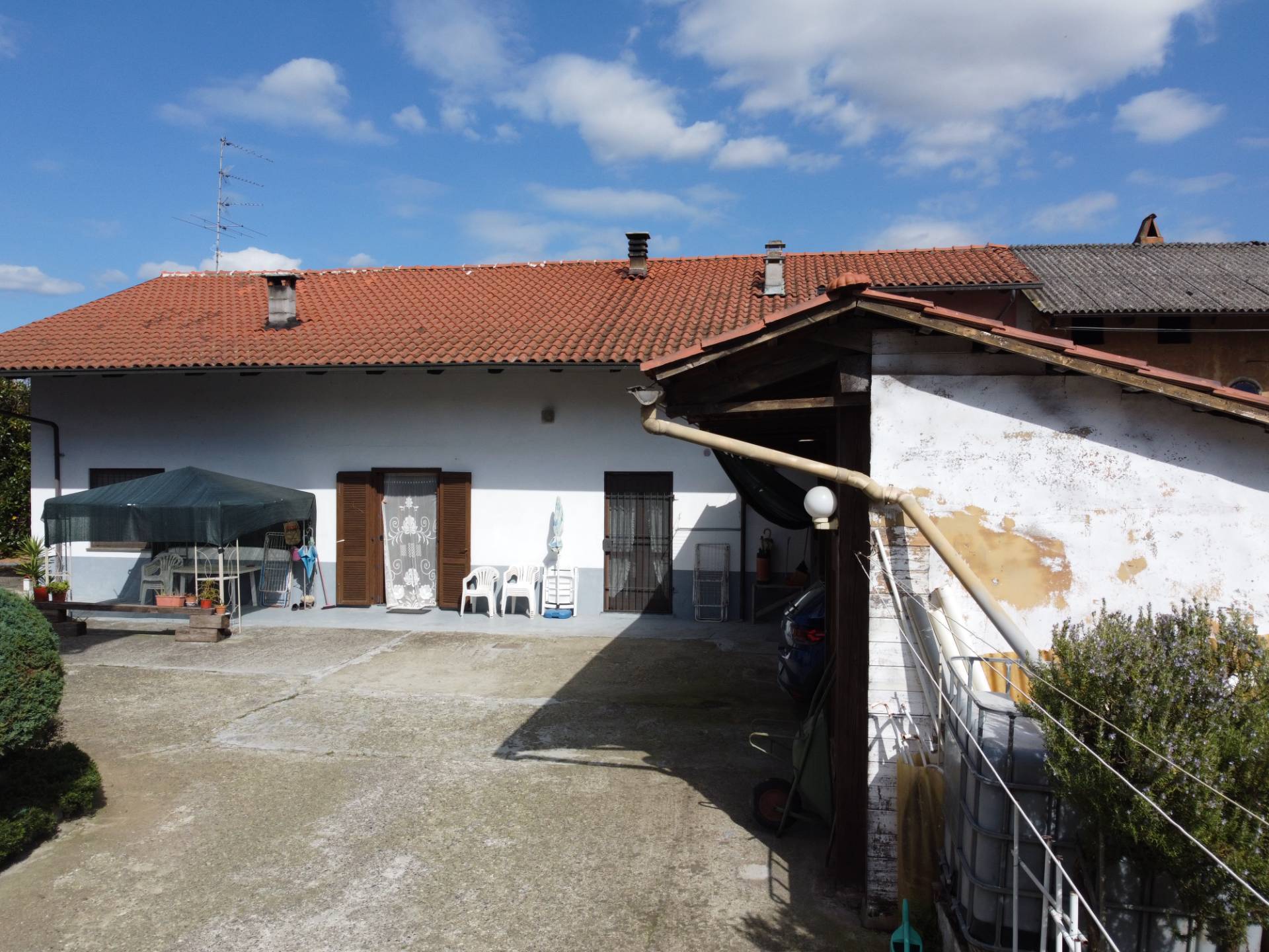 Casa indipendente in vendita a Tronzano Vercellese