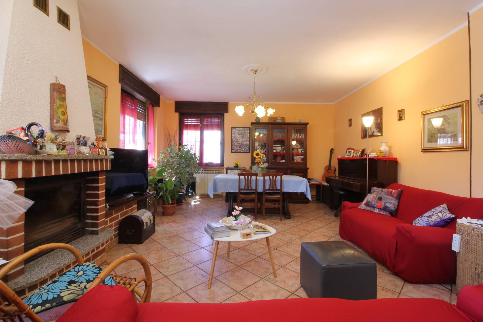 Casa indipendente in vendita a Tronzano Vercellese