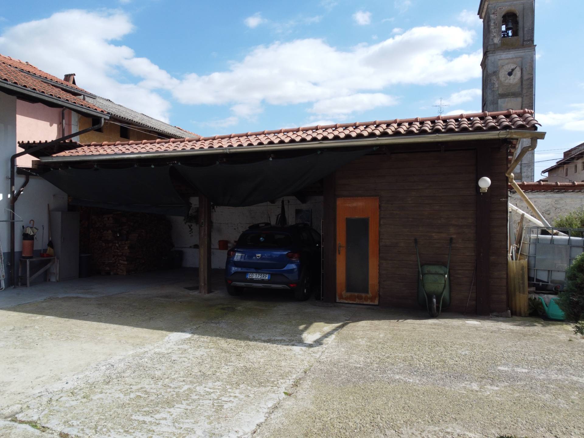 Casa indipendente in vendita a Tronzano Vercellese