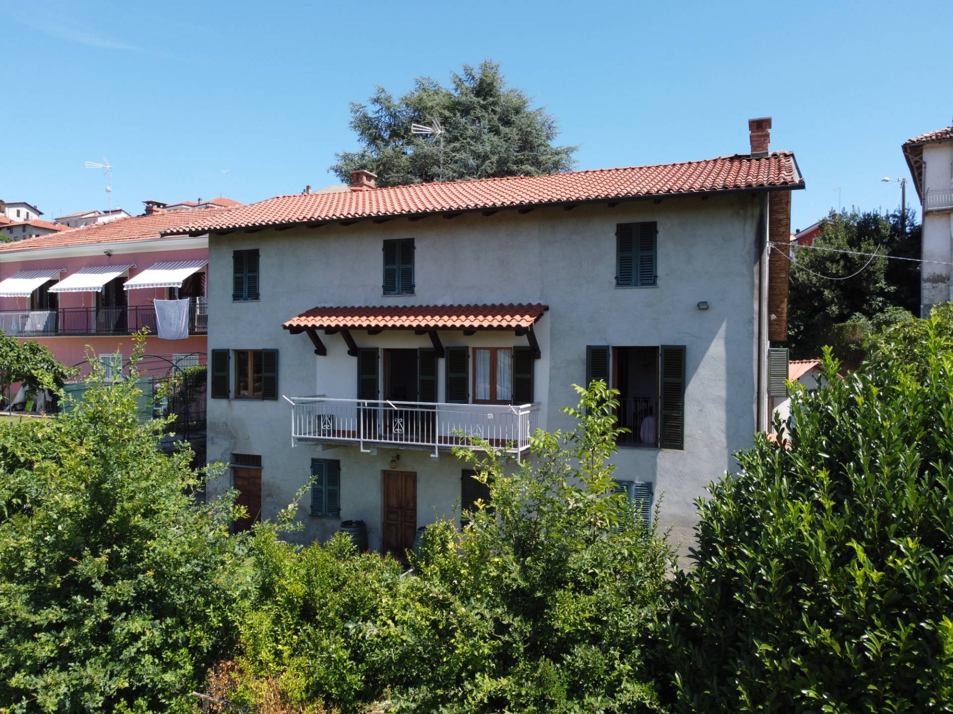 Casa indipendente in vendita a Montechiaro d'Asti