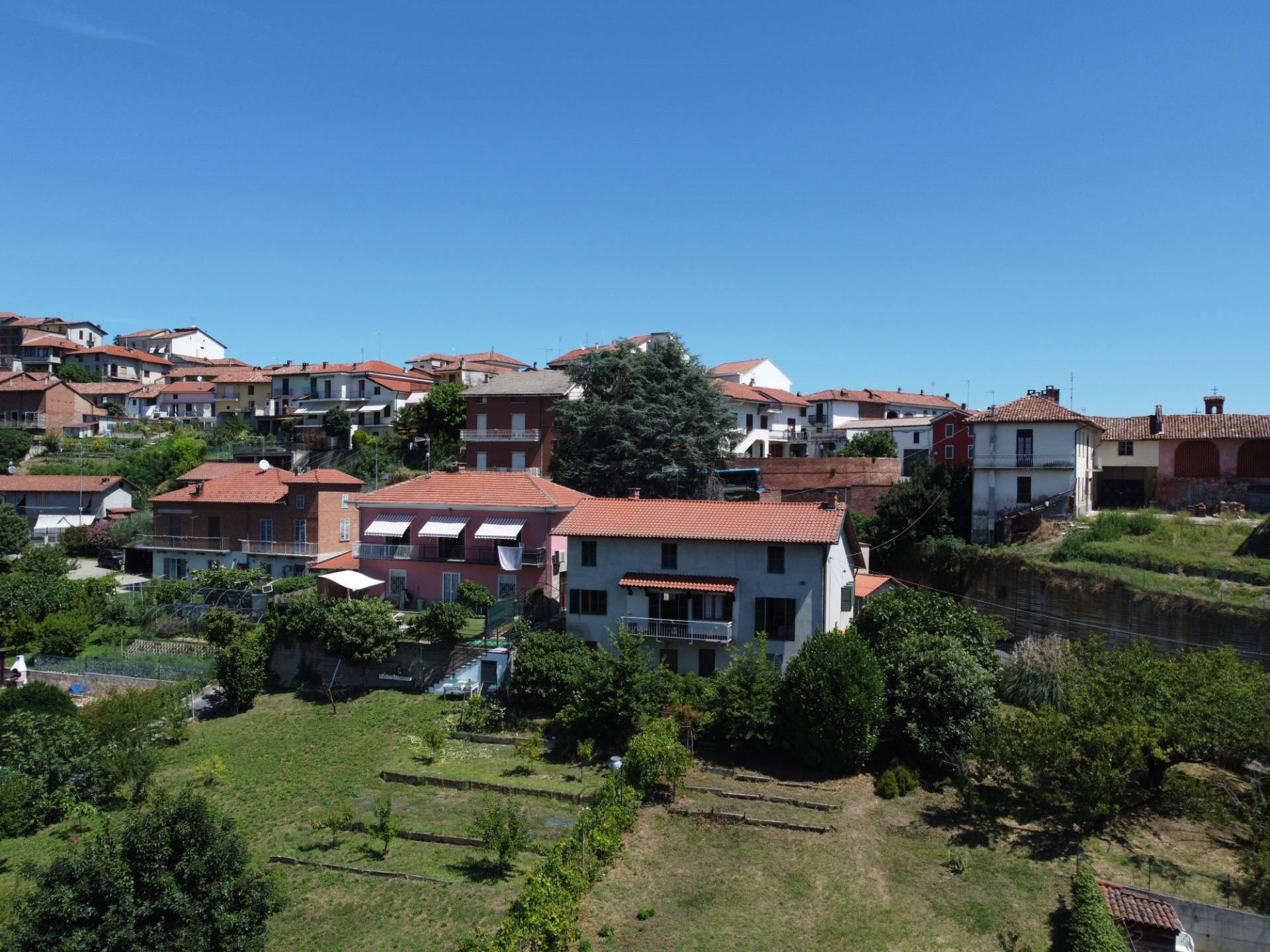 Casa indipendente in vendita a Montechiaro d'Asti