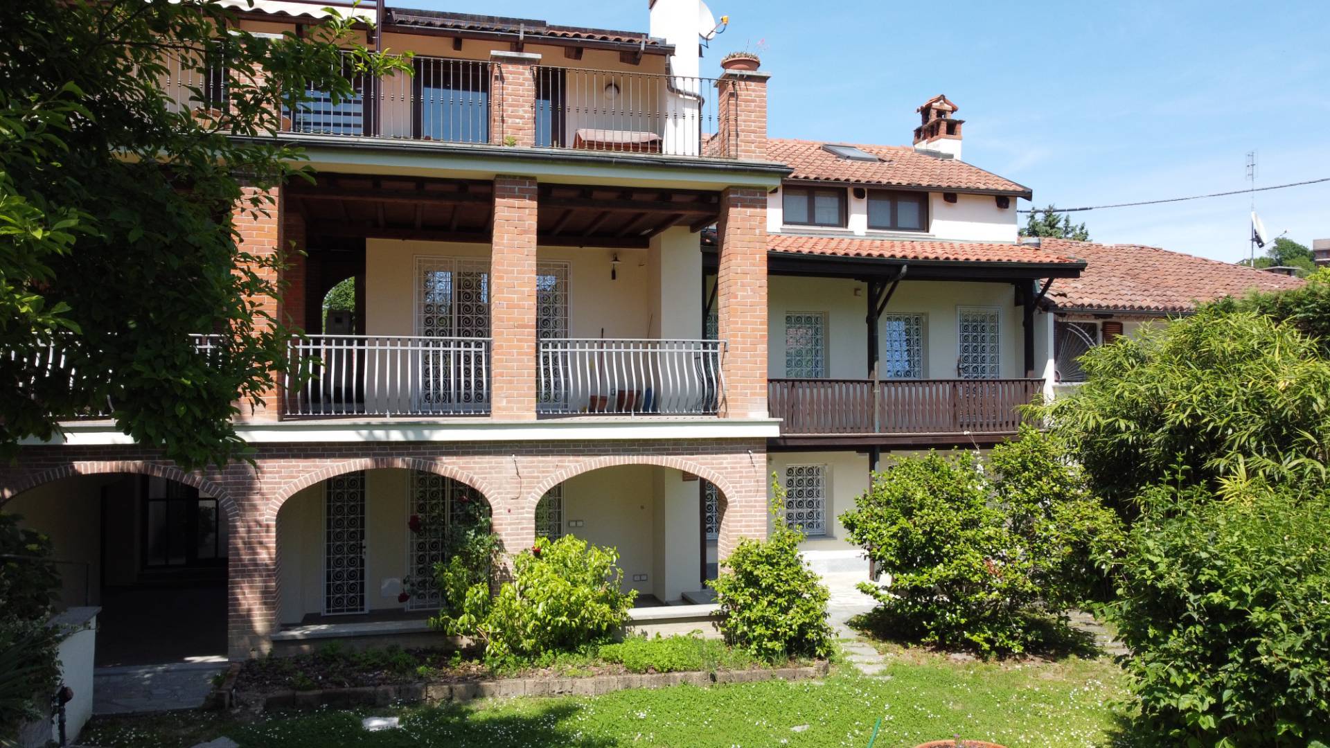 Villa bifamiliare in vendita a Pavarolo
