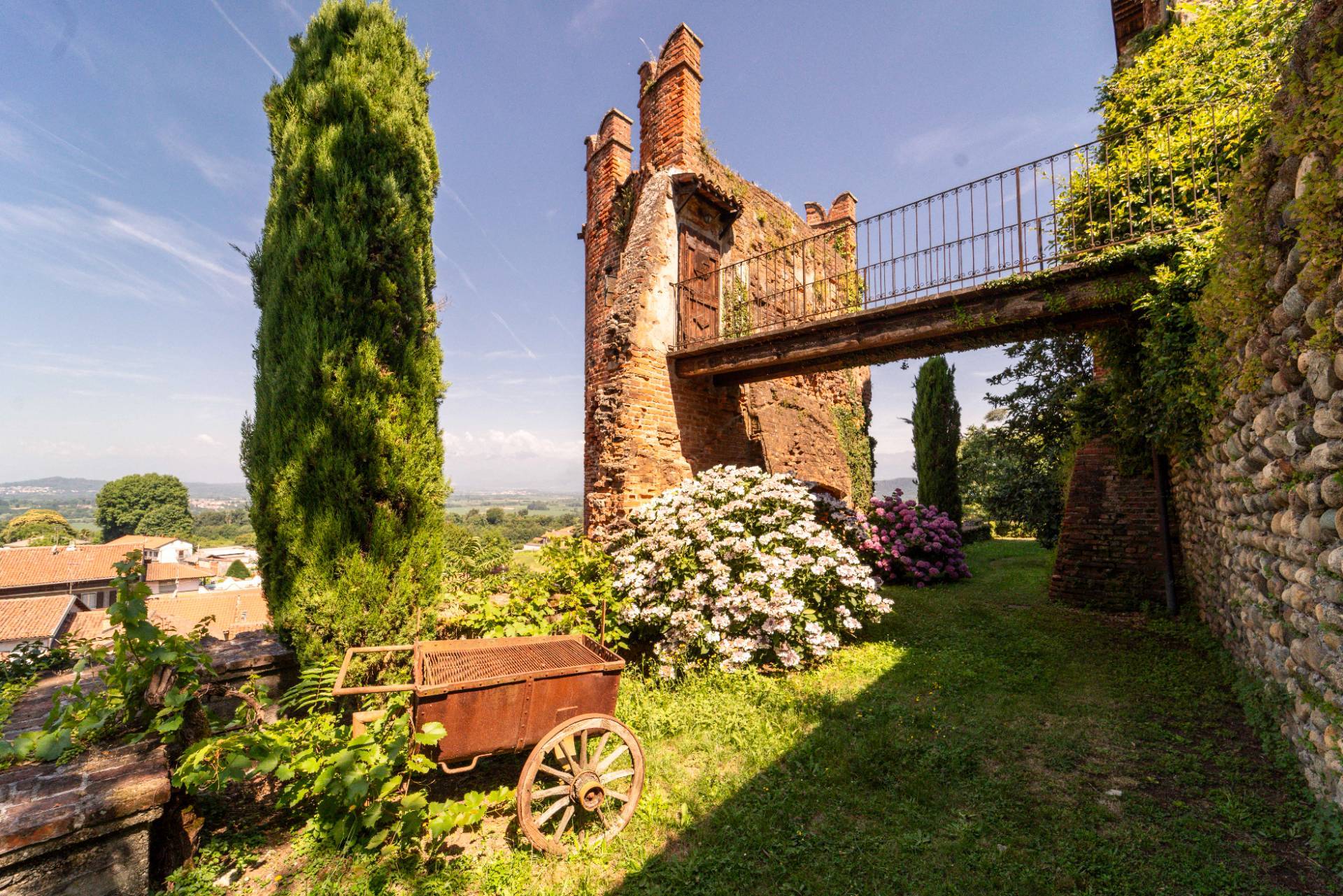 Castello in vendita a Moncrivello
