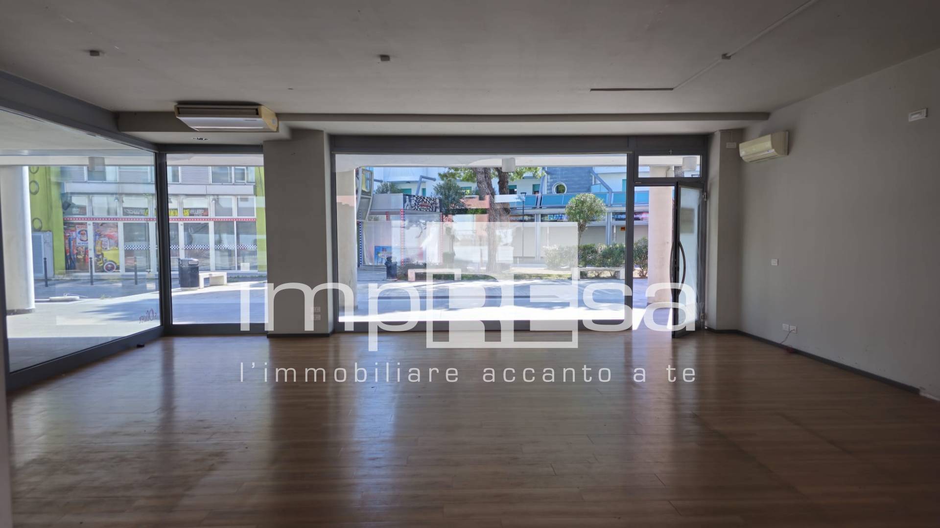 Locale commerciale in vendita a San Michele al Tagliamento, Bibione