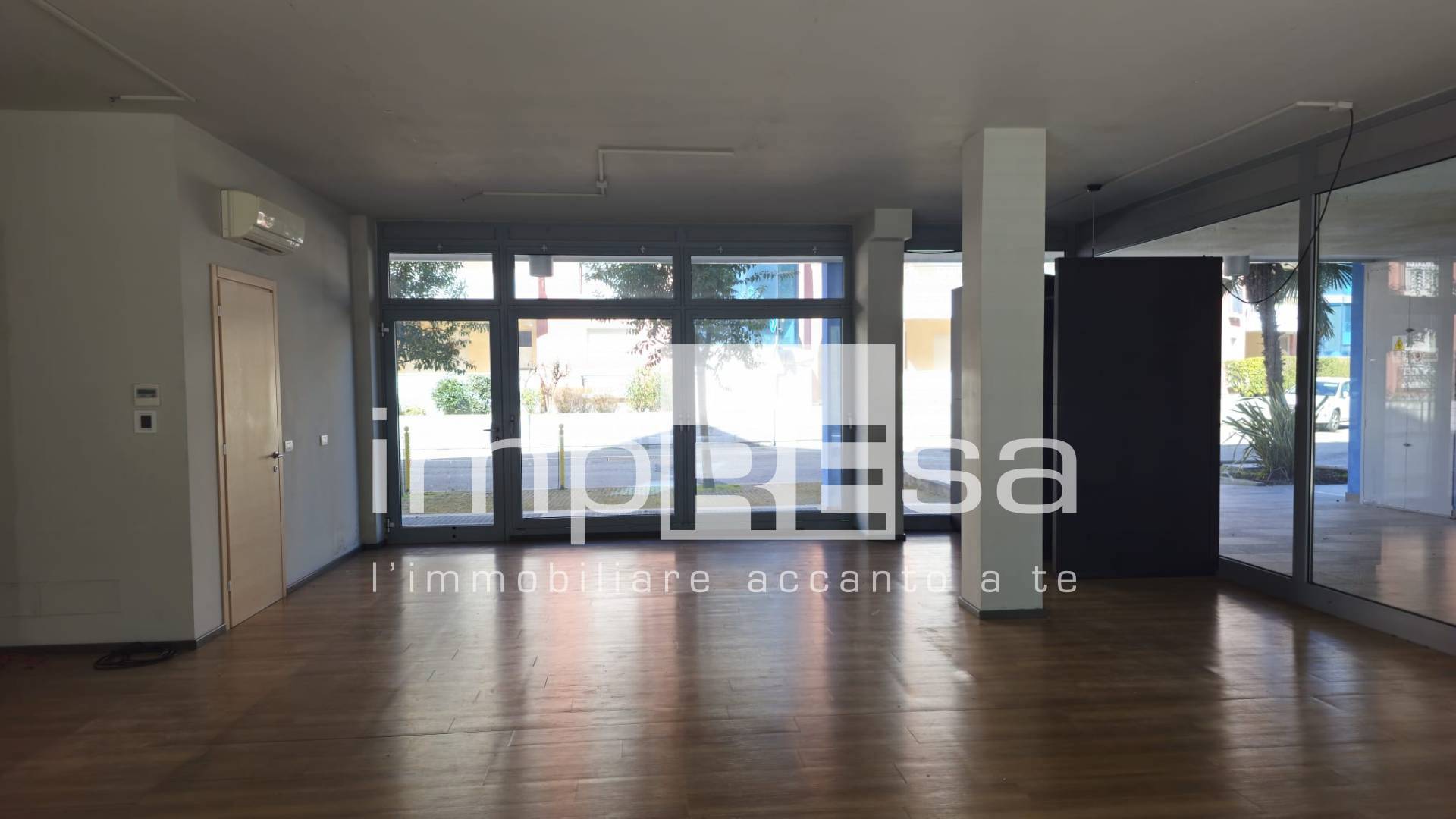 Locale commerciale in vendita a San Michele al Tagliamento, Bibione