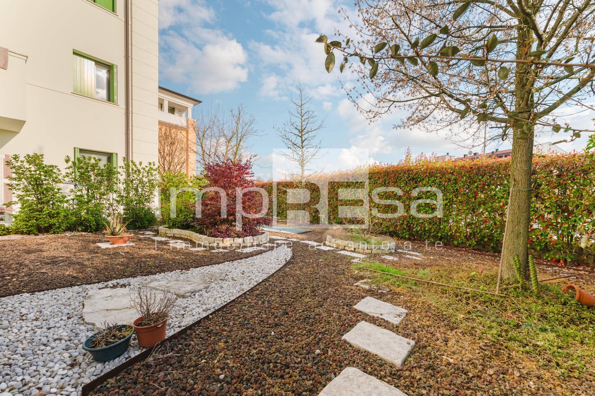 Appartamento in vendita a Pordenone, Borgomeduna