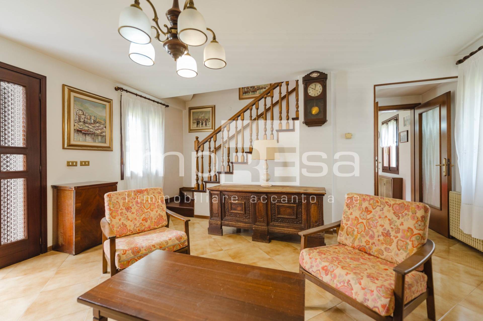 Rustico/Casale in vendita a Fontanafredda