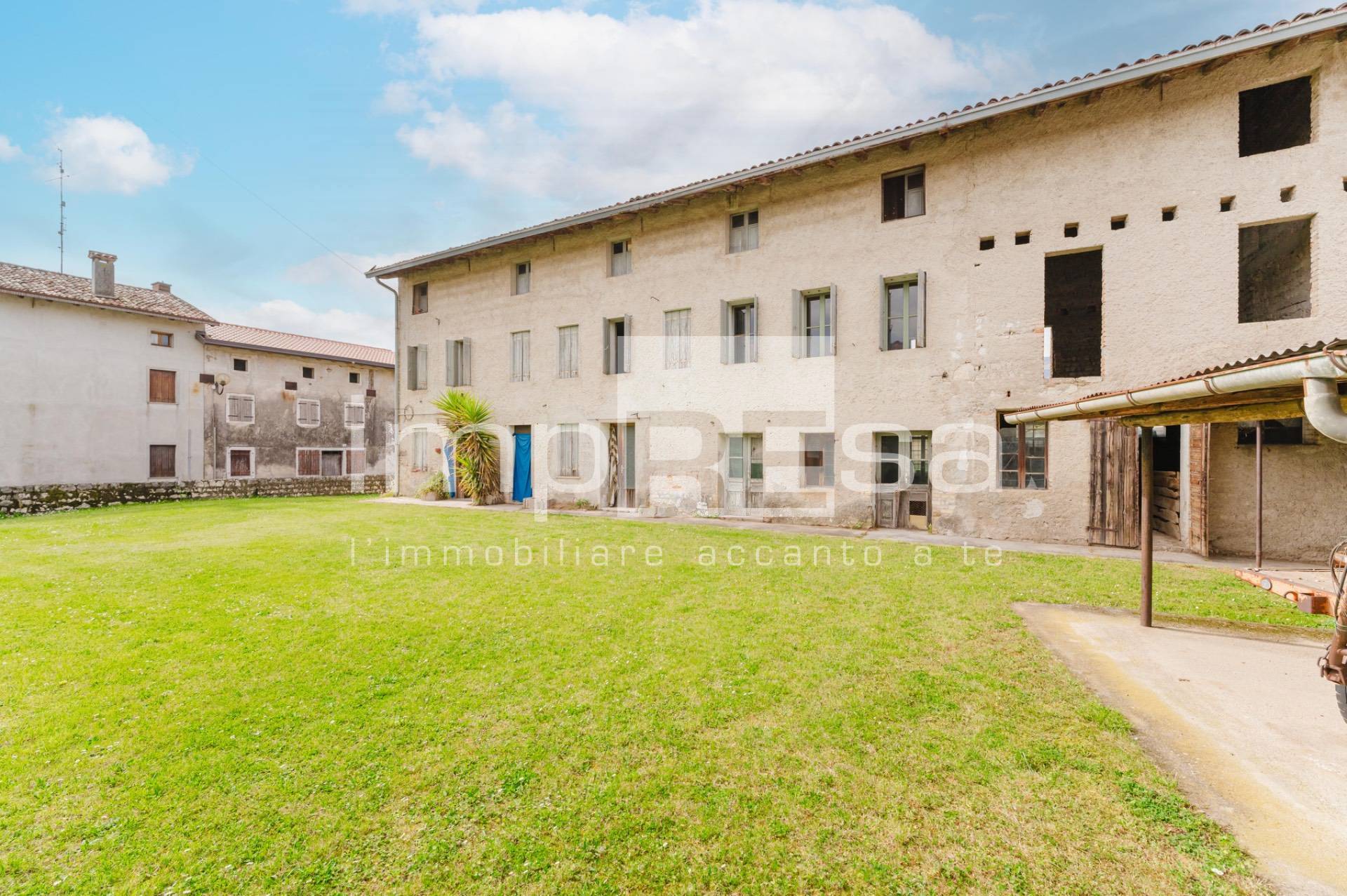 Rustico/Casale in vendita a Fontanafredda