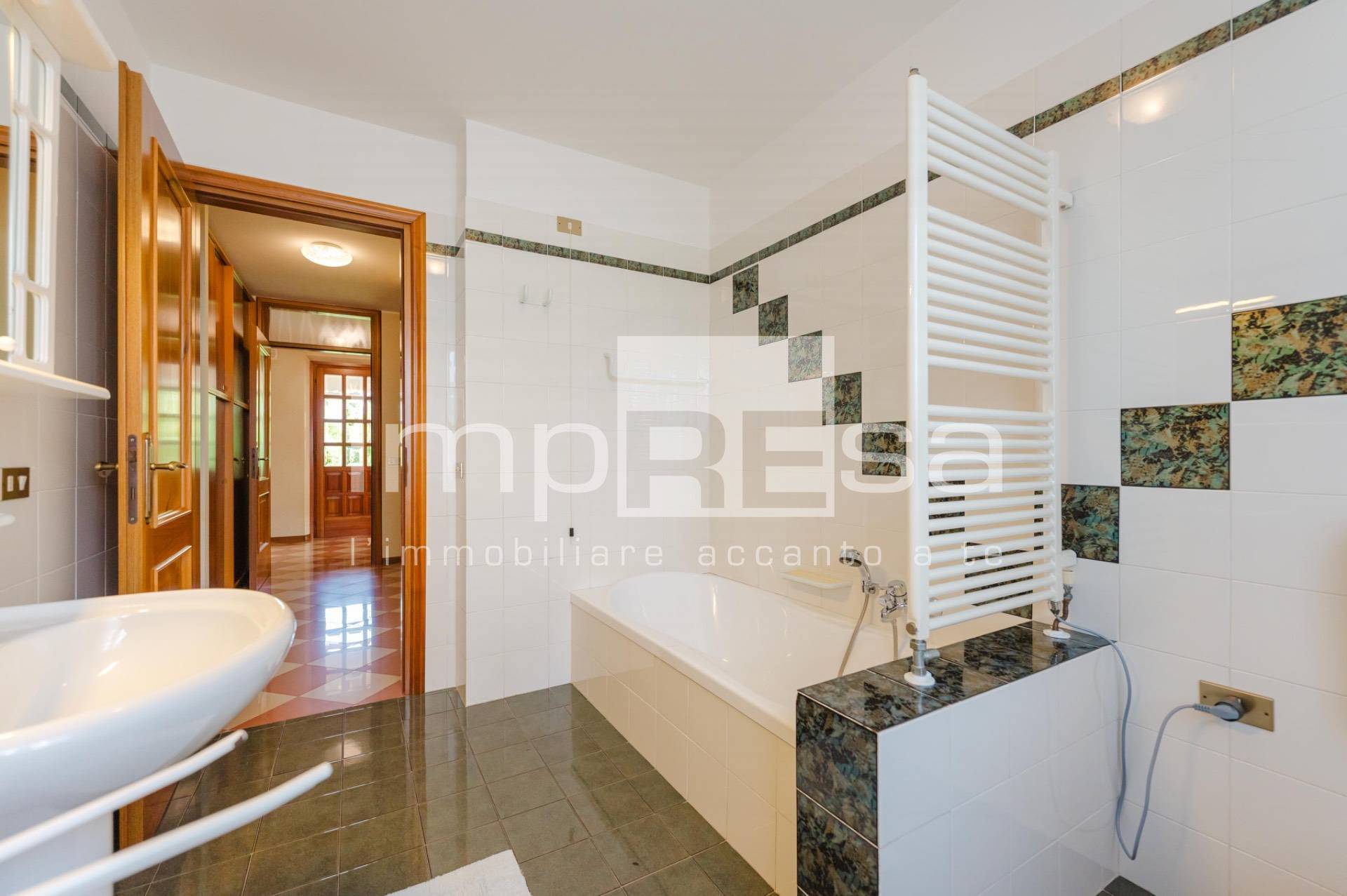 Villa in vendita a Montereale Valcellina, San Leonardo Valcellina