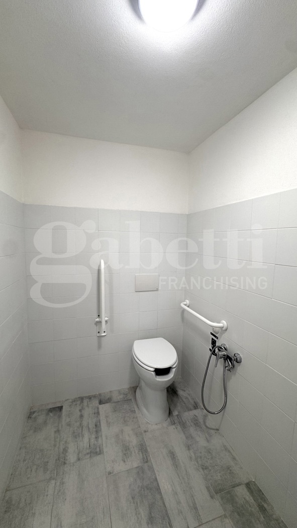 Negozio in affitto a Cagliari