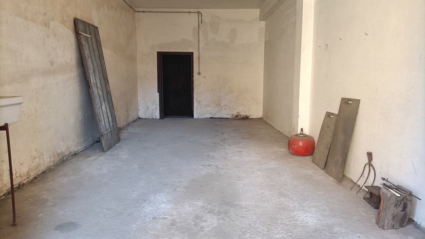 Box/Garage 30mq in affitto a Vasanello