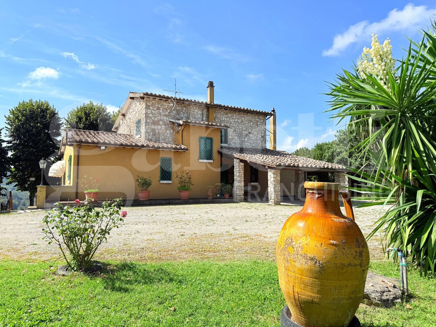 Villa con giardino a Orte