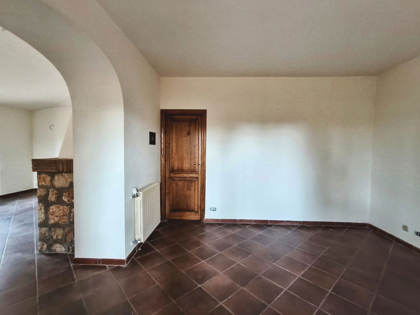 Villa con giardino a Giove