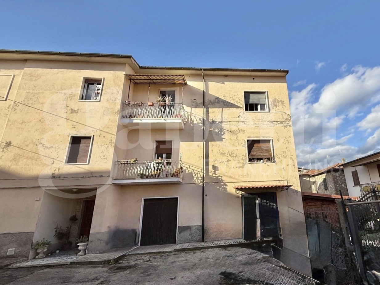 Quadrilocale in vendita a Orte