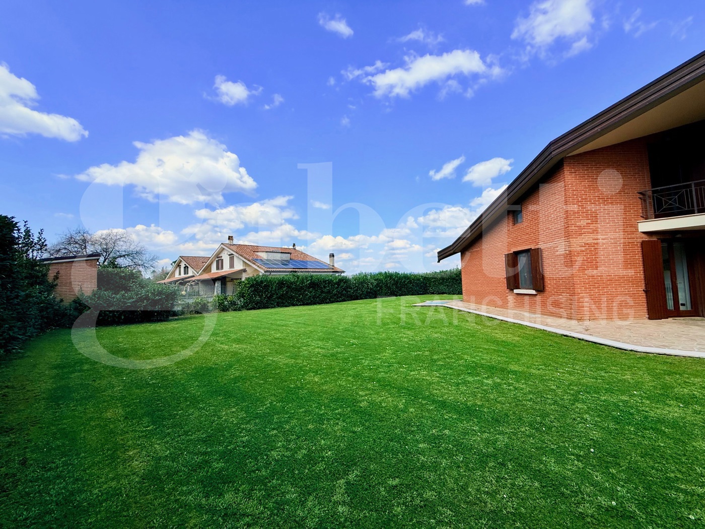 Villa Bifamiliare con giardino a Orte