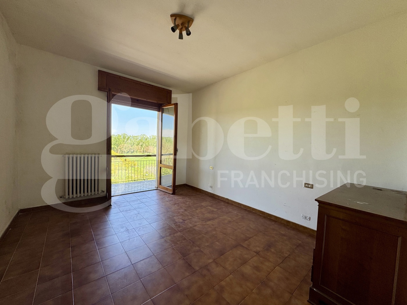 Quadrilocale con giardino a Orte