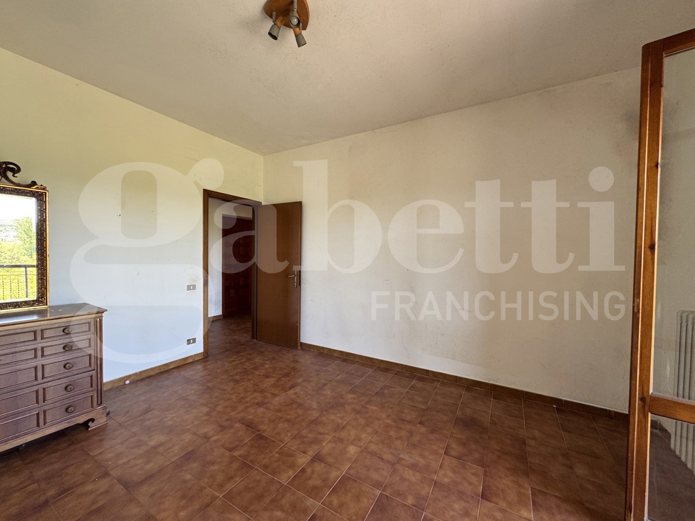 Quadrilocale con giardino a Orte