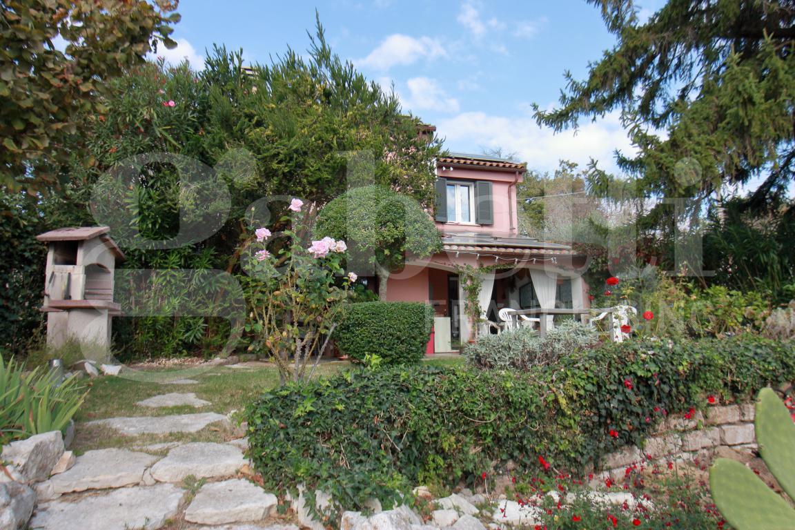 Villa con giardino a Penna in Teverina