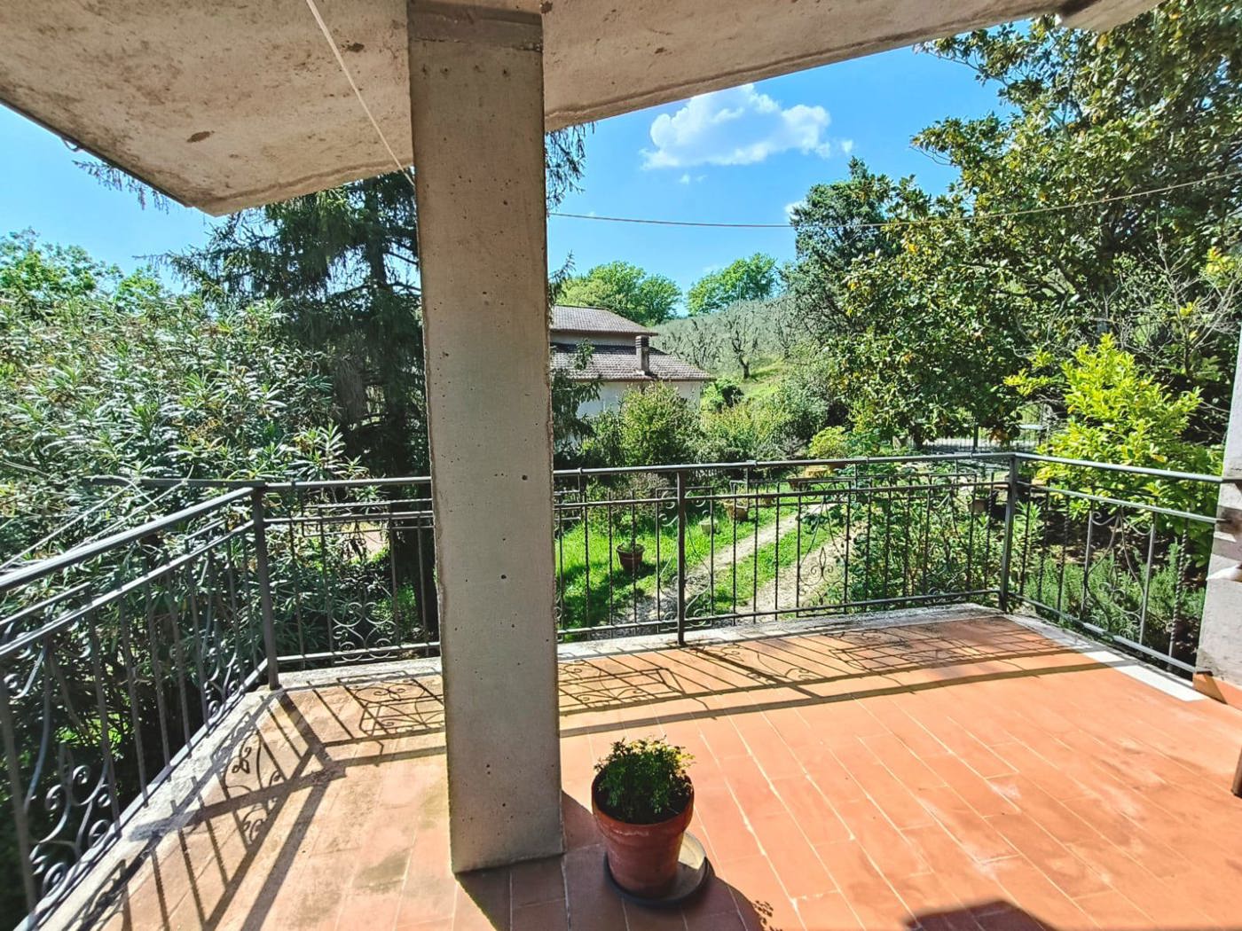 Villa Bifamiliare con giardino a Orte
