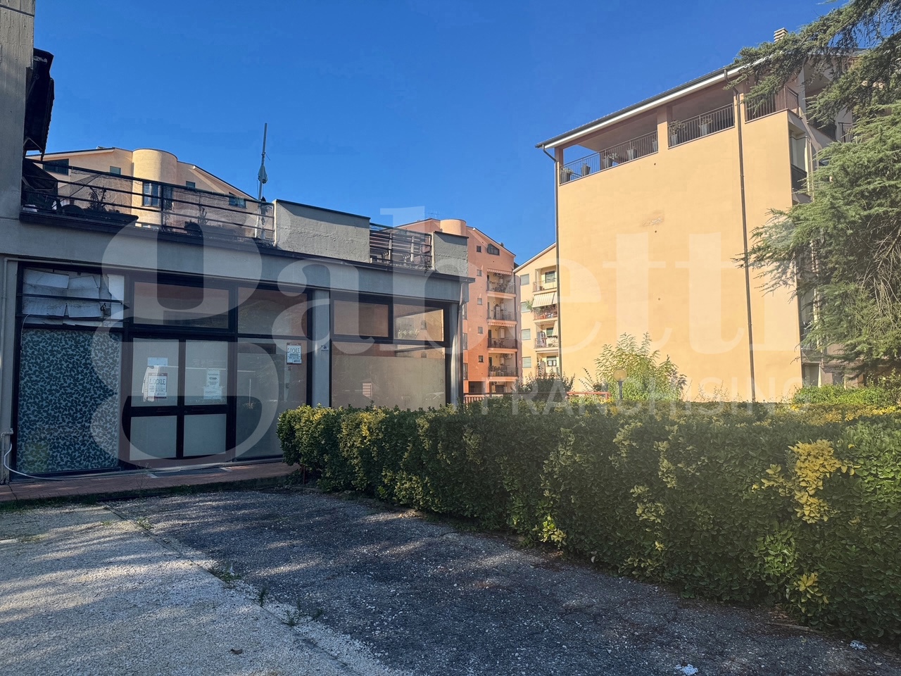 Negozio in vendita a Orte