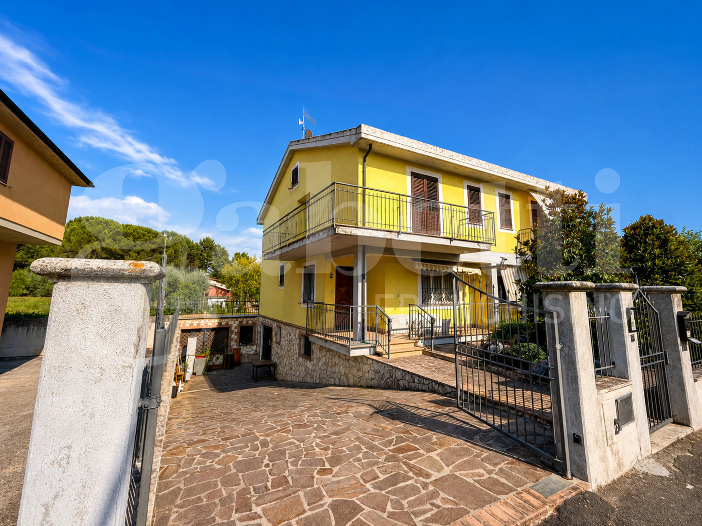 Villa Bifamiliare in vendita a Giove