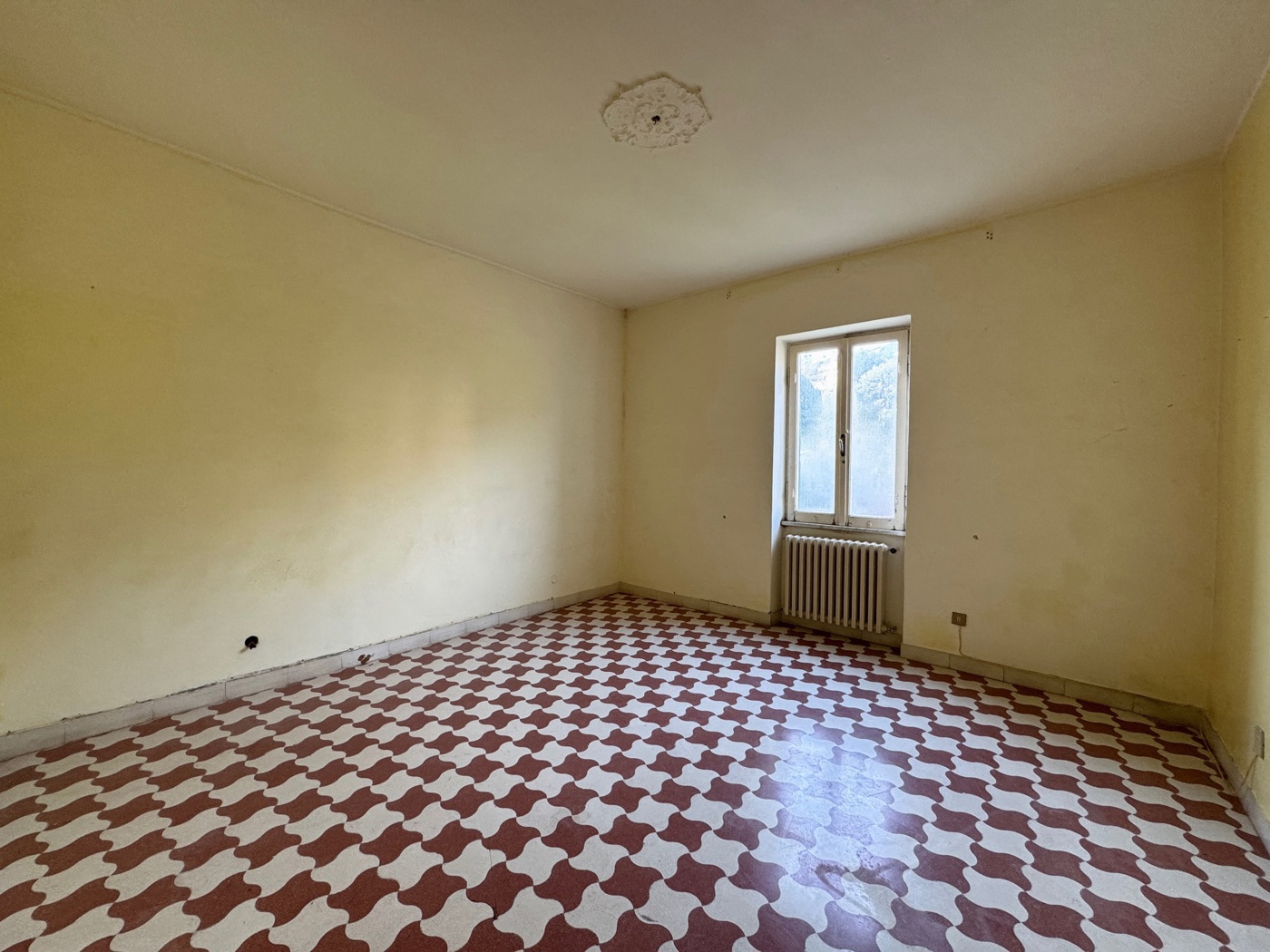 Quadrilocale da ristrutturare a Orte