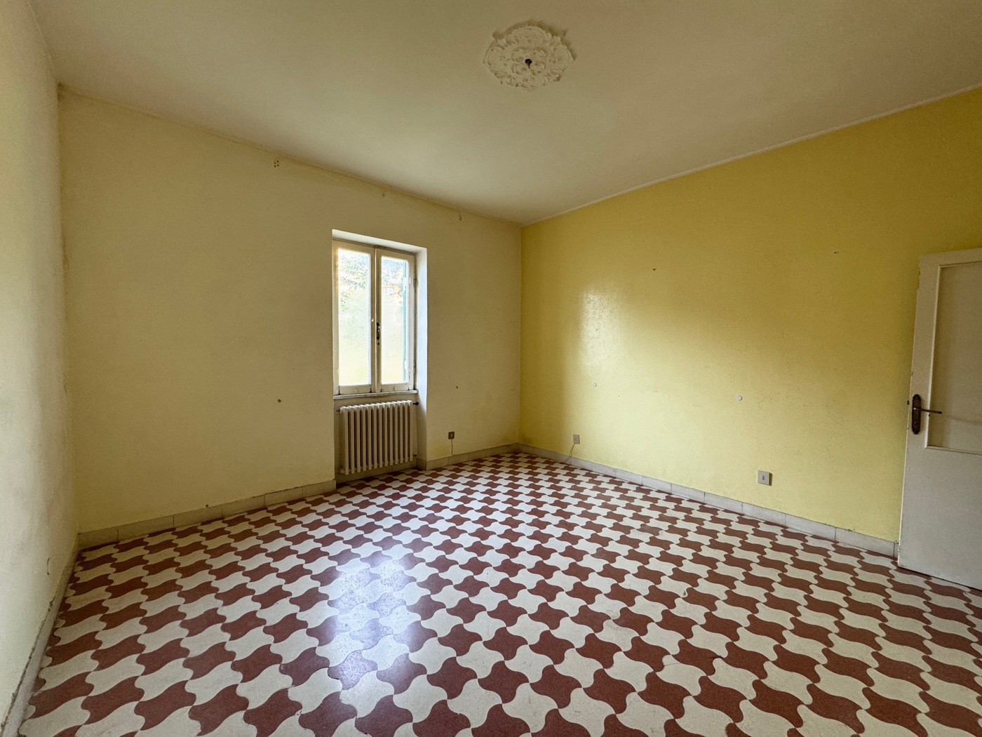 Quadrilocale da ristrutturare a Orte